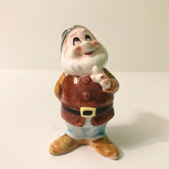 Vintage  Disney Snow White Happy Dwarf Green Hat Figurine 3.5 Inch Tall Japan - Picture 3 of 16